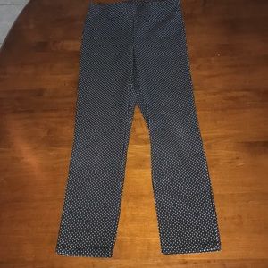 Studio Point skinny pants size small. No pockets. Made of rayon, nylon & spandex